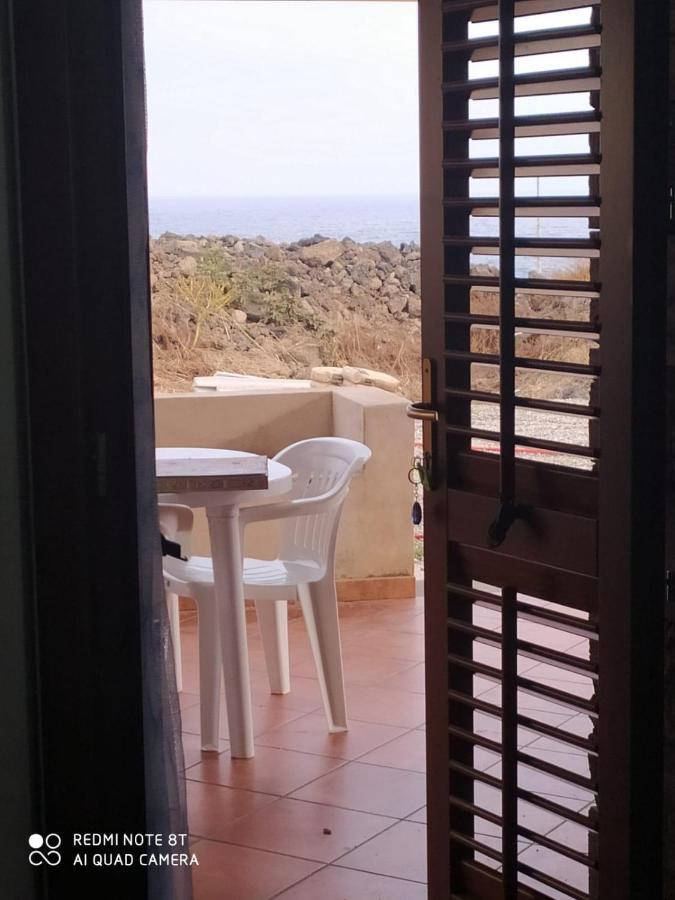 Elio&Mina - Appartamento Con Vista Mare Pantelleria Kültér fotó